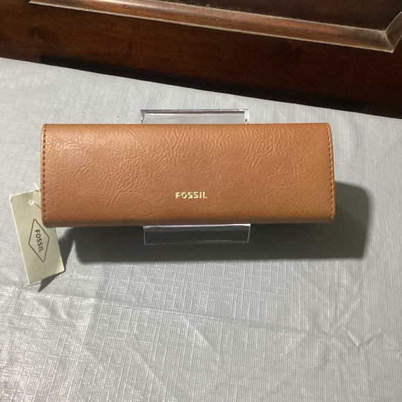 Fossil Sophia Eyeglass Case NWT - Picture 1 of 8